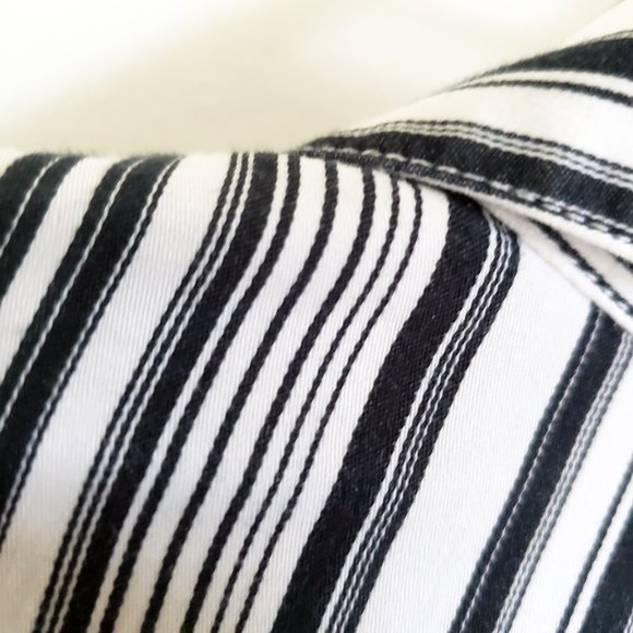 Jones New York Signature Women's Black Pin Button Down Shirt Top Blouse - Picture 10 of 13